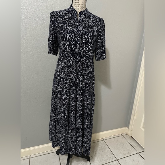 Max Studio Navy/White Maxi Dress . New with out tags, still in great conditions - Picture 2 of 10